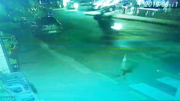 Motosiklet Yayaya Çaptı: 1 Ölü, 2 Yaralı