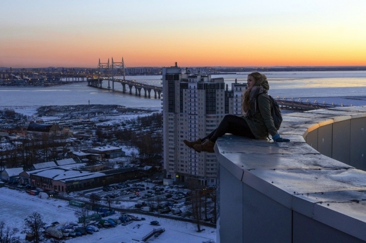 Sosyal Medya Fenomeninin Son Pozu Ölümüne Neden Oldu