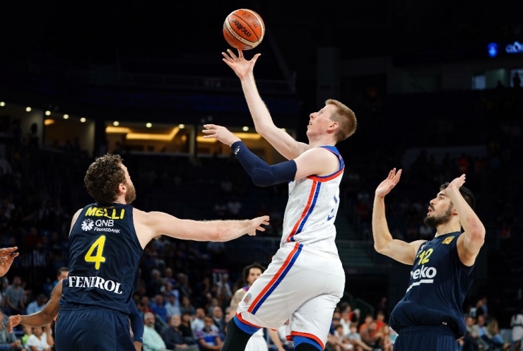 Tahincioğlu Basketbol Süper Ligi: Anadolu Efes: 101 - Fenerbahçe Beko: 93
