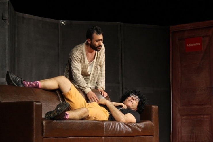 Sağlık Çalışanlarının ‘Yav He He’ Oyunu Tekrar Sahnelenecek