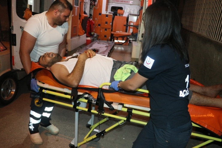 Evinde Tartıştığı Arkadaşını Pompalı Tüfekle Vurdu