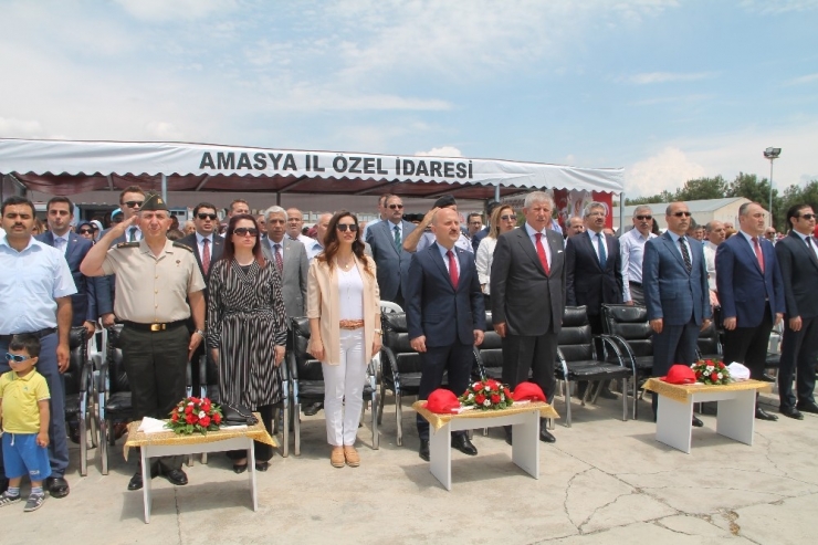 Türk Yıldızları Ve Solotürk Gösterisi Nefesleri Kesti