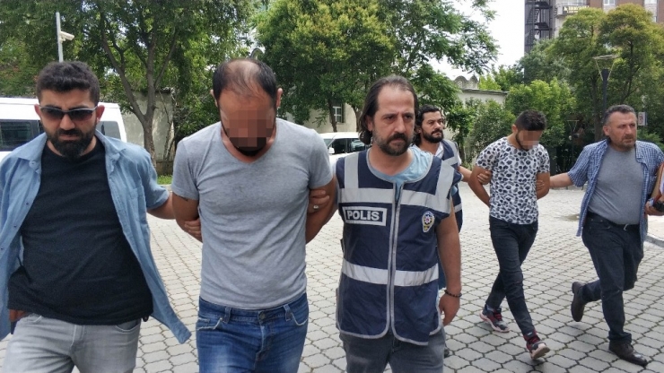 Yaşlı Çifte Maskeli Gasp