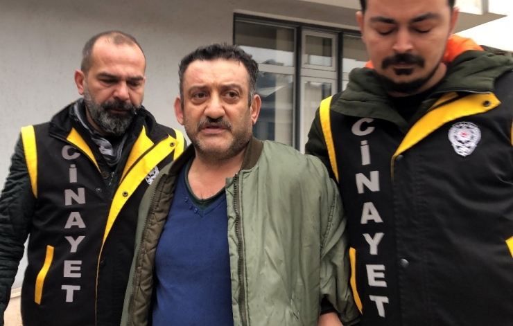 Kargocuda Eşini Öldüren Adam Hakim Karşısında