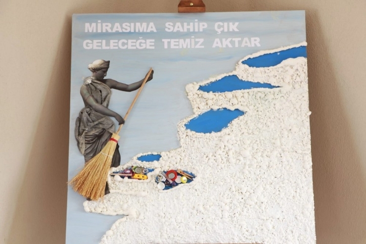 Temiz Bir Doğa İçin Çevreyi Kirleten Atıklarla Bir Sergi Düzenledi