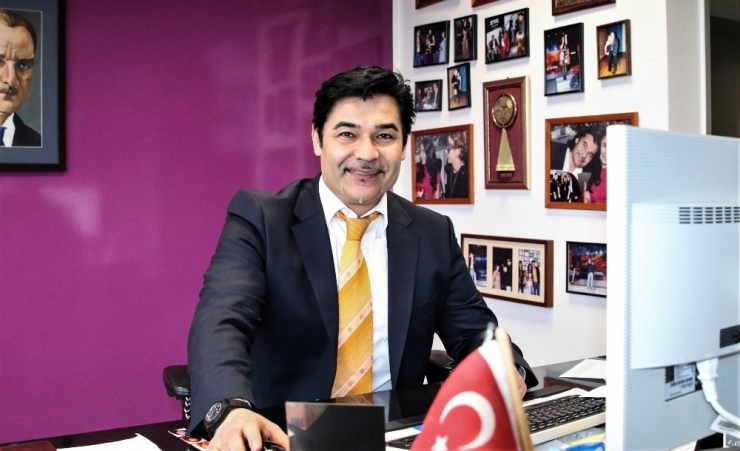 Hamburg’da Dev Boks Galası