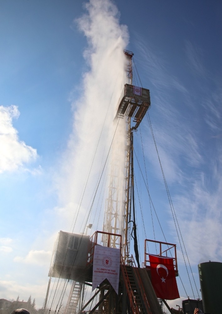 Ekonomiye Katkı Sunacak Jeotermal Sahayı, Elazığ Belediyesi Yönetecek
