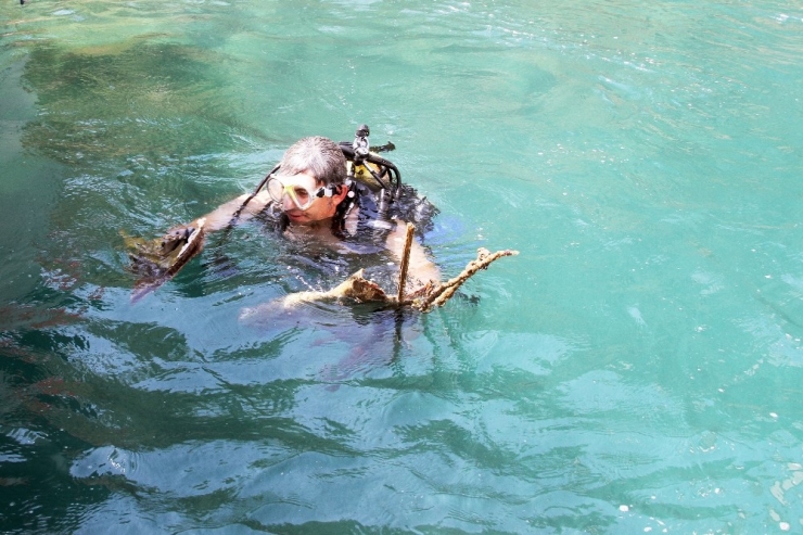 Göcek’te Deniz Dibi Temizliği