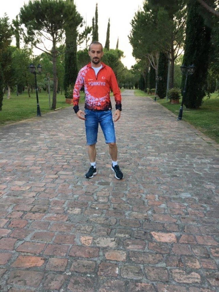 Nilüferli Atlet İtalya’dan Gümüş Madalya İle Döndü