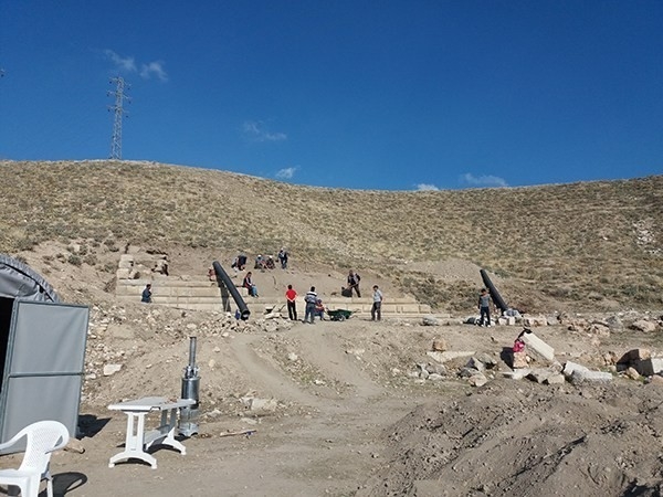 Apameia Antik Kenti Kazısına Devam Edilecek