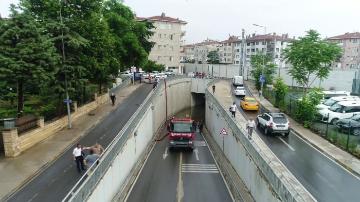 Pendik’te Su Basan Alt Geçit Havadan Görüntülendi