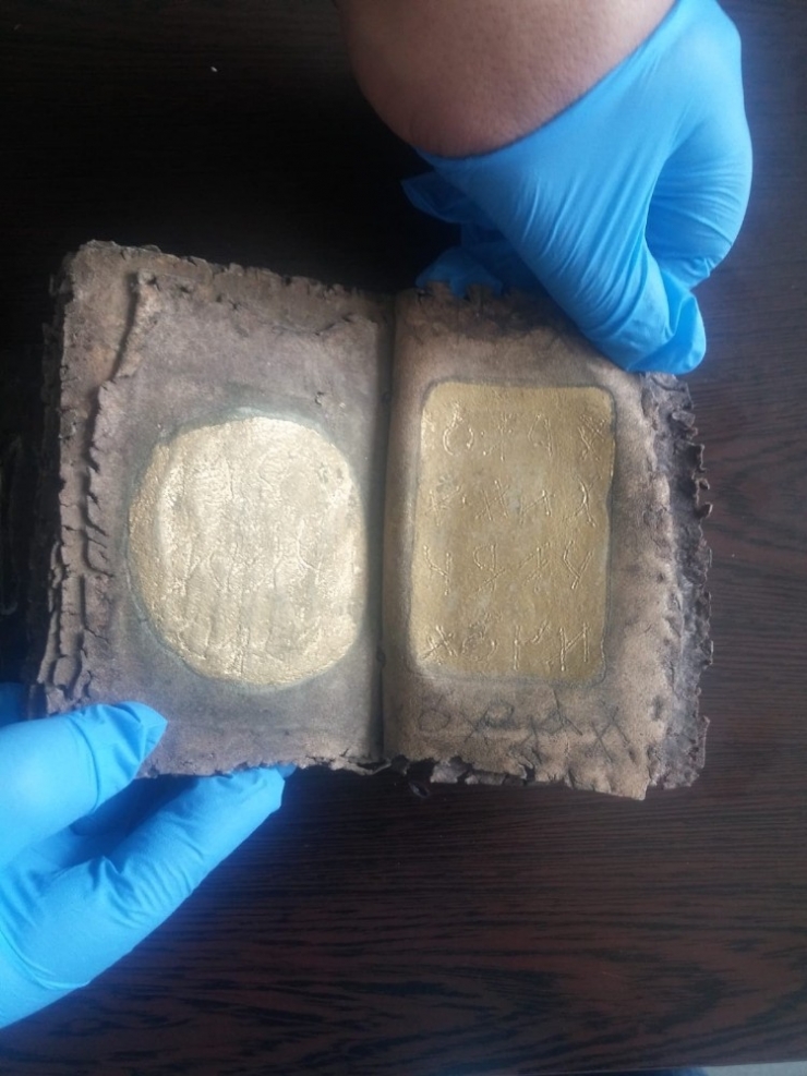 Tarihi Değeri Olan İki Tevrat Kitabı Sakarya’da Ele Geçirildi