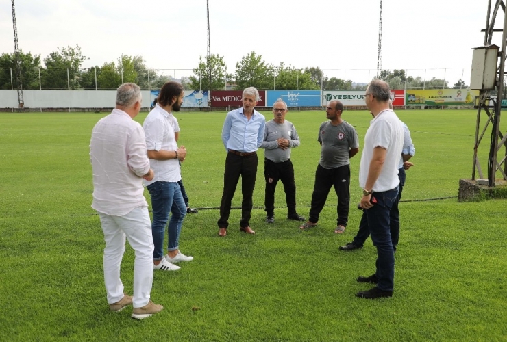 Teknik Direktör İrfan Buz Tesisleri Gezdi