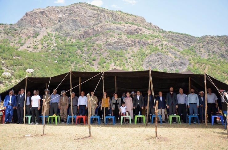 Kato Dağı’nda Uçurtma Şenliği Düzenlendi
