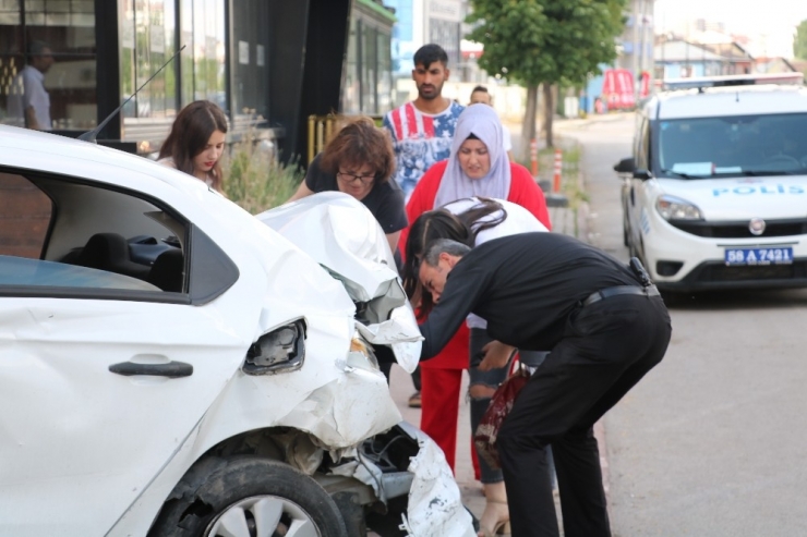 Zincirleme Kaza Kameralara Yansıdı