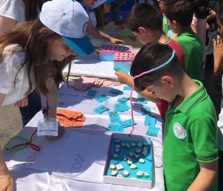 Öğrencilere Bilimi Sevdiren Şenlik