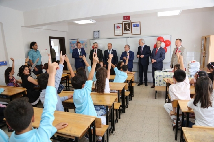 Uzmanlardan Velilere ’Karne’ Uyarısı