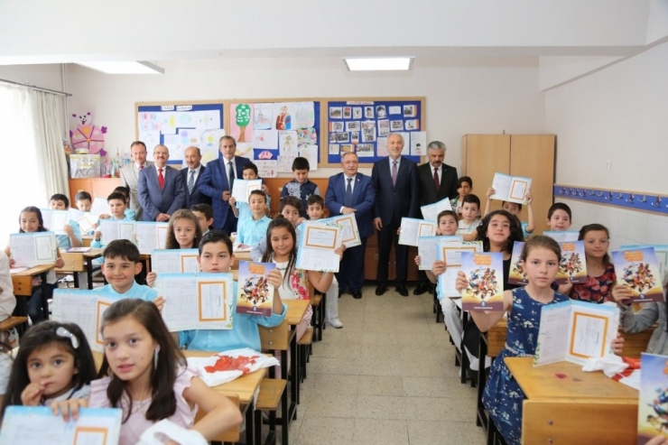 Uzmanlardan Velilere ’Karne’ Uyarısı