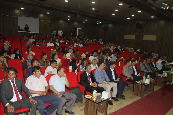 Gürpınar’da Şiir Dinletisi