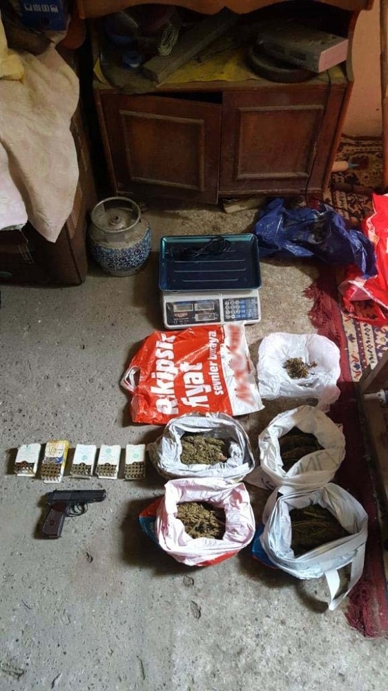 Uyuşturucu Operasyonuna 2 Tutuklama