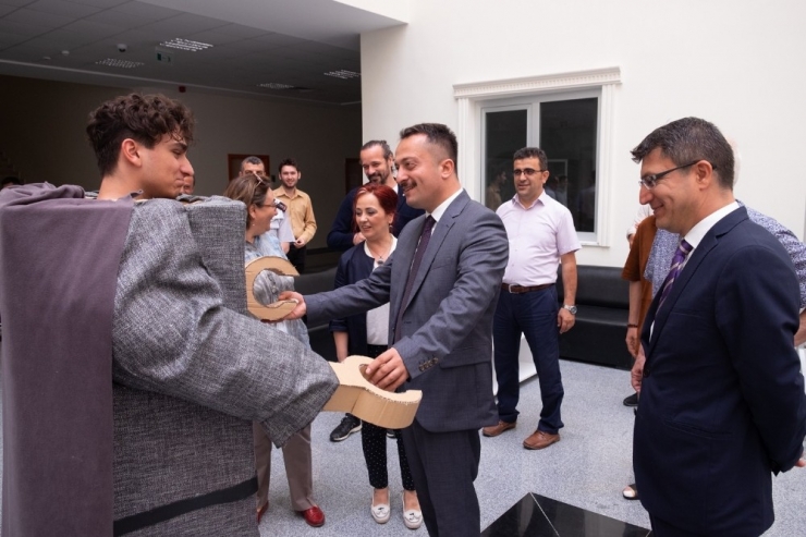 Yıl Sonu Öğrenci Sergisi Beğeni Topladı