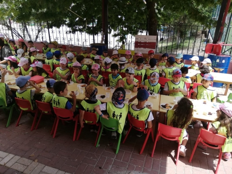 270 Anaokulu Öğrencisi Kır Kahvaltısında Buluştu