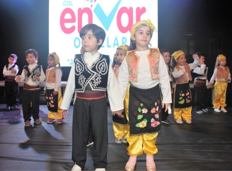 Envar’da Mezuniyet Coşkusu