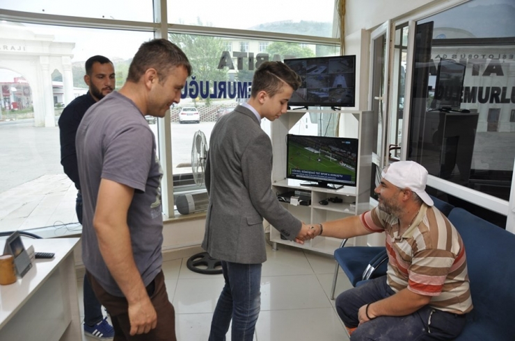 Bir Günlüğüne Belediye Başkanı Oldu