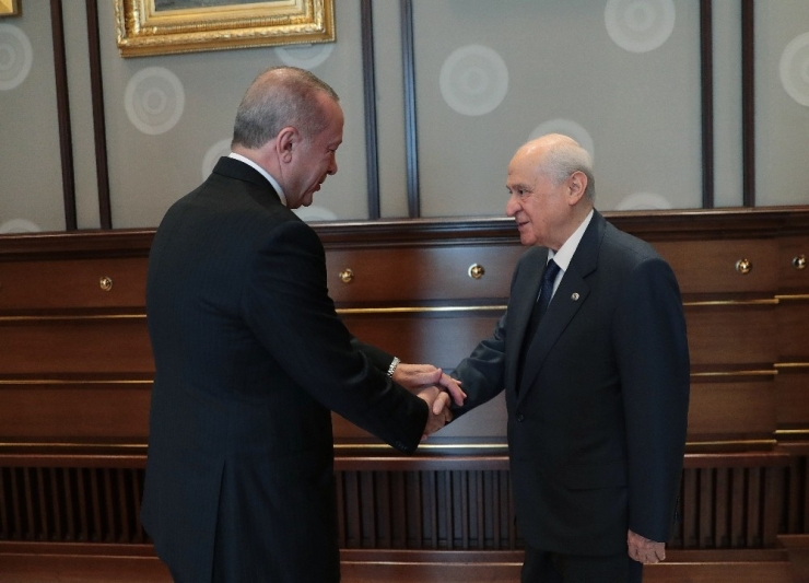 Cumhurbaşkanı Erdoğan’ın Mhp Genel Başkanı Devlet Bahçeli İle Görüşmesi Sona Erdi. Görüşme Yaklaşık 40 Dakika Sürdü.