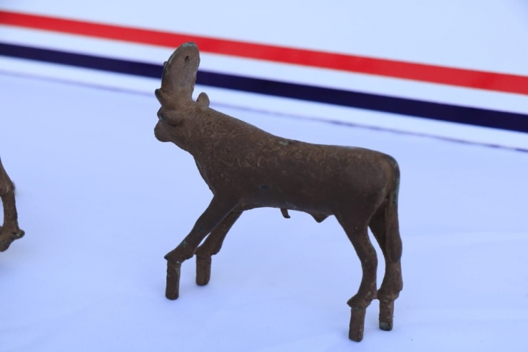 Diyarbakır’da, Roma Dönemine Ait 4 Heykel Ele Geçirildi