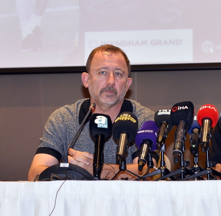 E. Yeni Malatyaspor, Sergen Yalçın İle 1 Yıllık Sözleşme İmzaladı