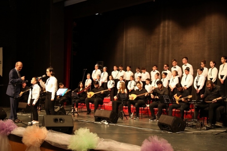 İlkadım’da Anadolu’dan Ezgiler Kulakların Pasını Sildi