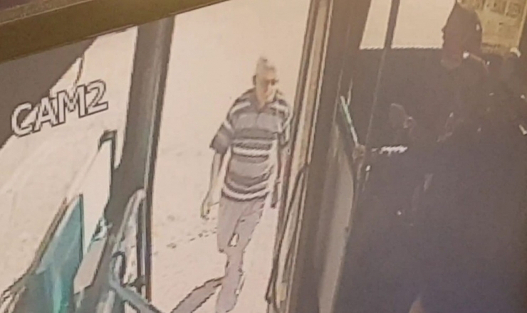 Halk Otobüsünün Çarptığı Yaşlı Adam Hayatını Kaybetti