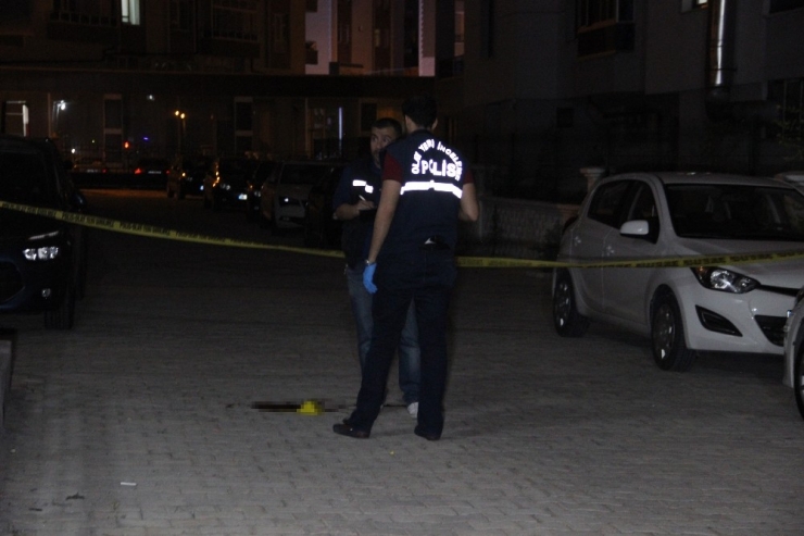 Pencereden Düşen Engelli Kadın Hayatını Kaybetti