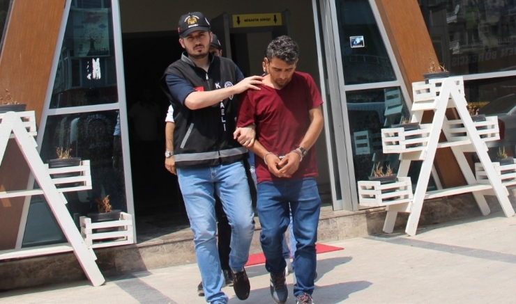 Vinç Kiralayıp Çalıştıkları Yol Şantiyesinden 250 Bin Tl’lik Kablo Çaldılar