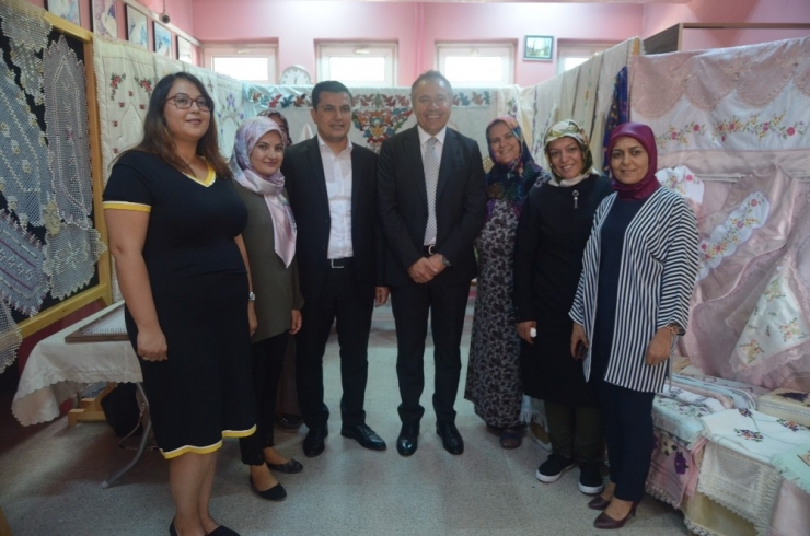 Selendili Kursiyerlerin Ürünleri Beğeni Topladı