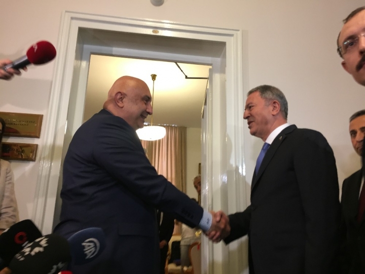 Milli Savunma Bakanı Hulusi Akar Chp Grubunu Ziyaret Etti