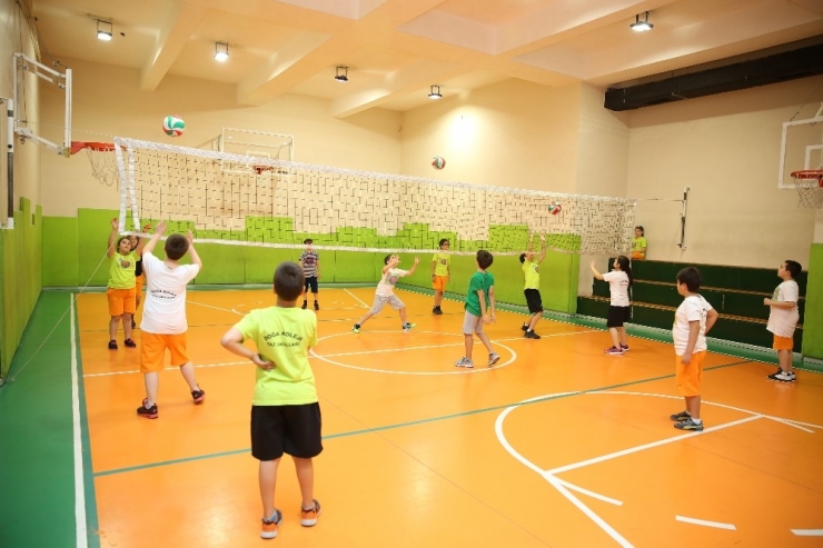 Yaz Okuluyla Çocuklar Hobilerini Geliştirme Fırsatı Yakalıyor