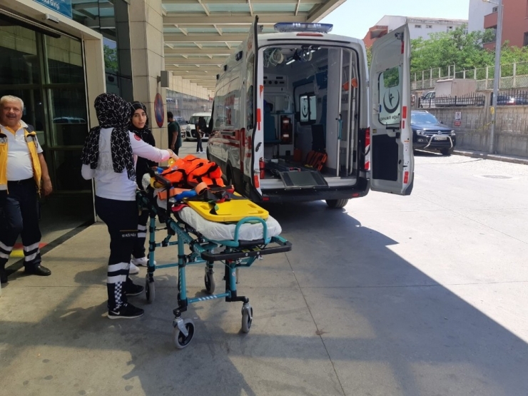 Siirt’te Traktör Devrildi: 1 Yaralı