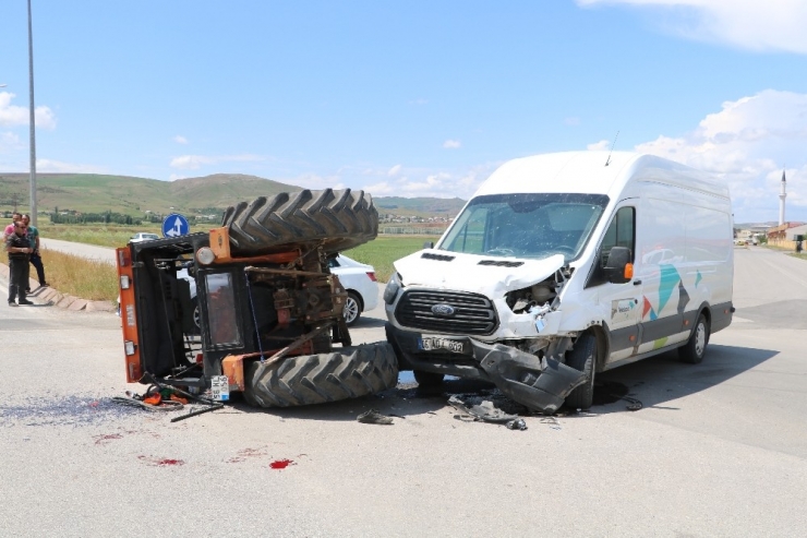 Traktörün Karıştığı Kazada 1 Kişi Yaralandı