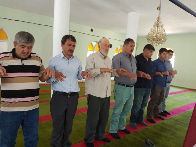 Geleneksel Dua Yağış Getirdi