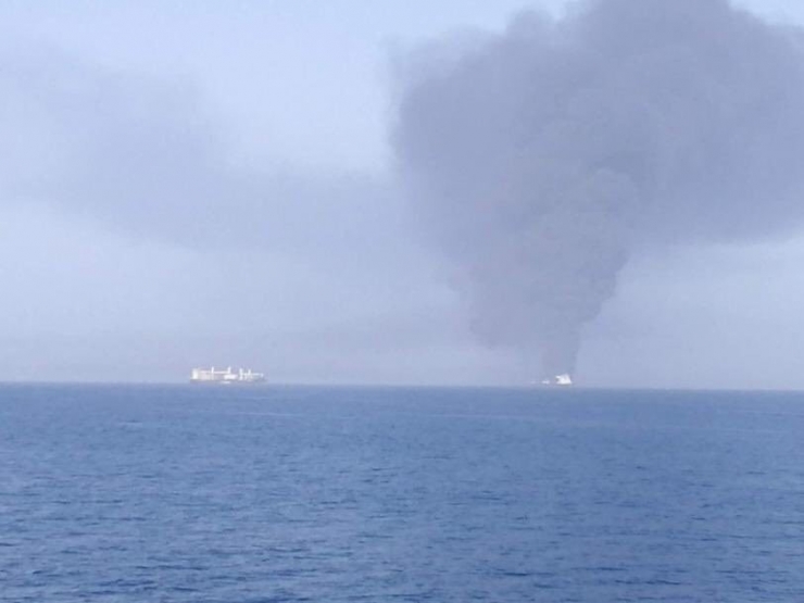 Umman Denizinde İki Petrol Tankerine Saldırı: 44 Mürettebat Kurtarıldı