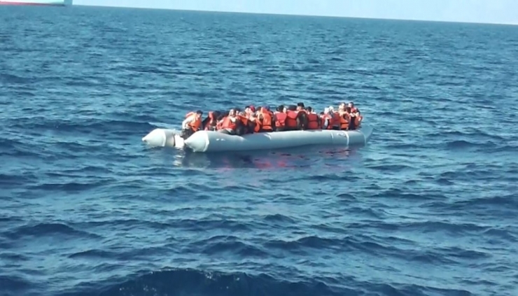 Ege’de Yakalanan Düzensiz Göçmen Sayısı 10 Bini Aştı