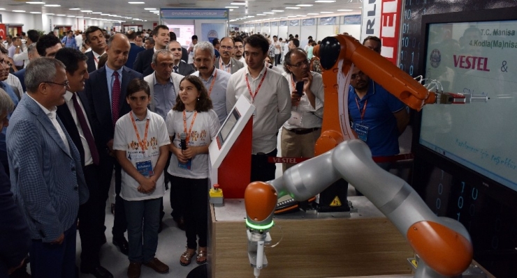 Kodlamayı Öğrendiler, Vestel City’de Sergilediler