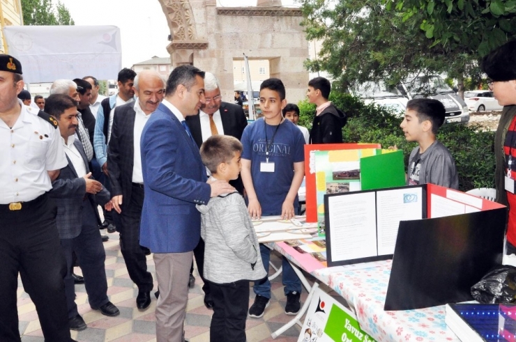 Sorgun’da 5’inci Tübitak Bilim Fuarı Açıldı