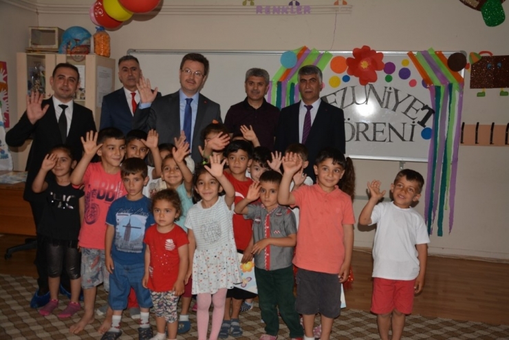 Iğdır’da Karne Sevinci