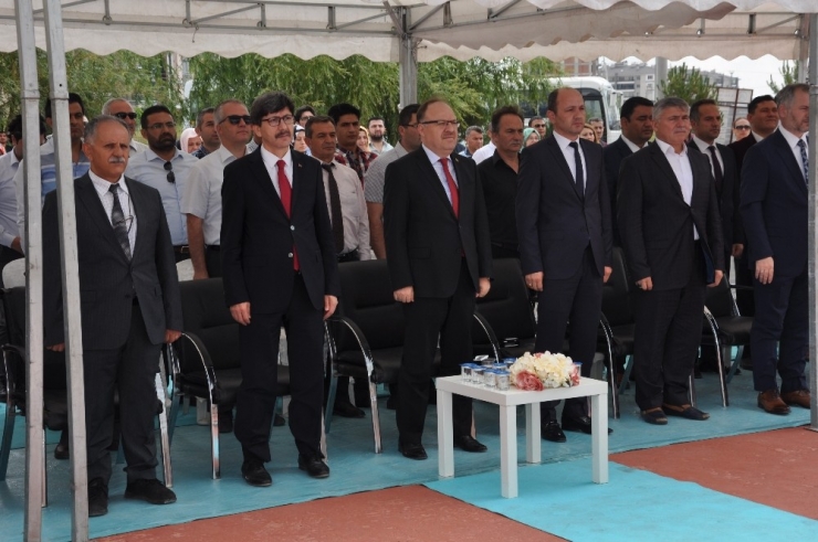 Afyonkarahisar’da Karne Heyecanı