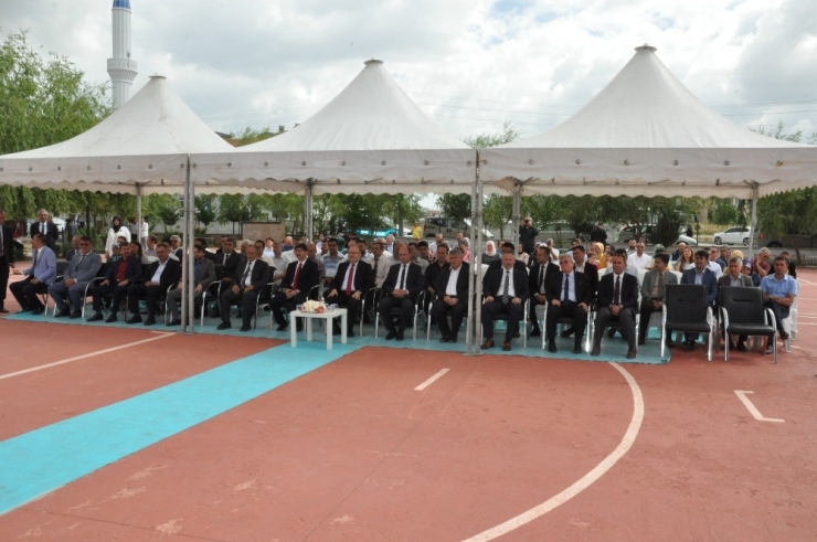 Afyonkarahisar’da Karne Heyecanı