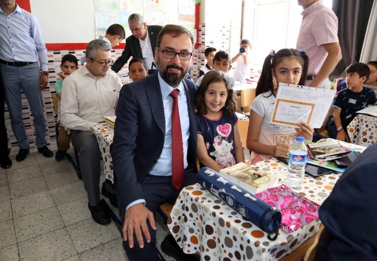 Aksaray’da 83 Bin Öğrenci Karnelerini Aldı