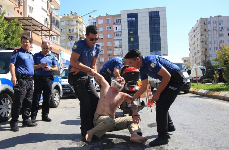 Antalya’da Alkollü Şahıstan Gasp Şoku